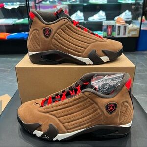 Jordan Men's Brown and Red Sneakers